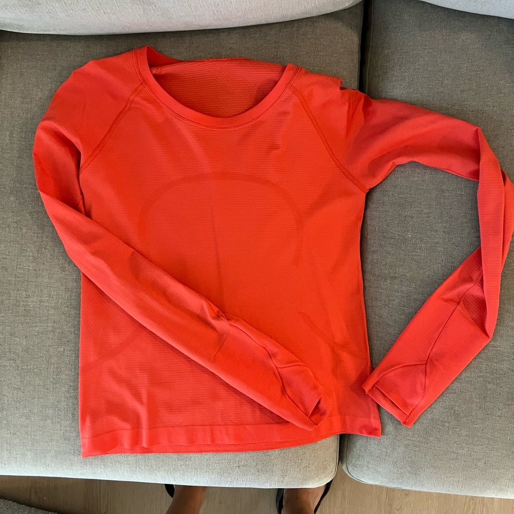 Lululemon Swiftly Tech Race Length Long Sleeve